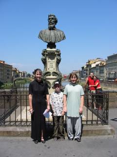107-0772_img.jpg