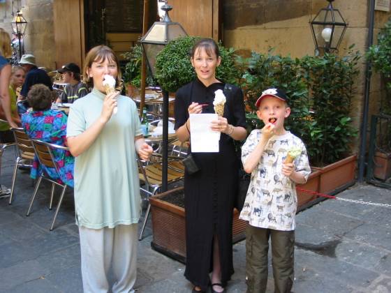 107-0775_img.jpg