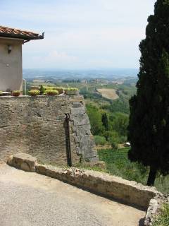 108-0815_img.jpg