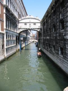 108-0835_img.jpg