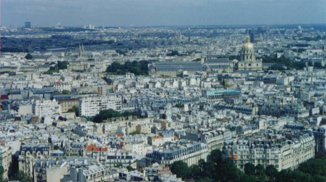 paris-eiffel-top-cluter.jpg