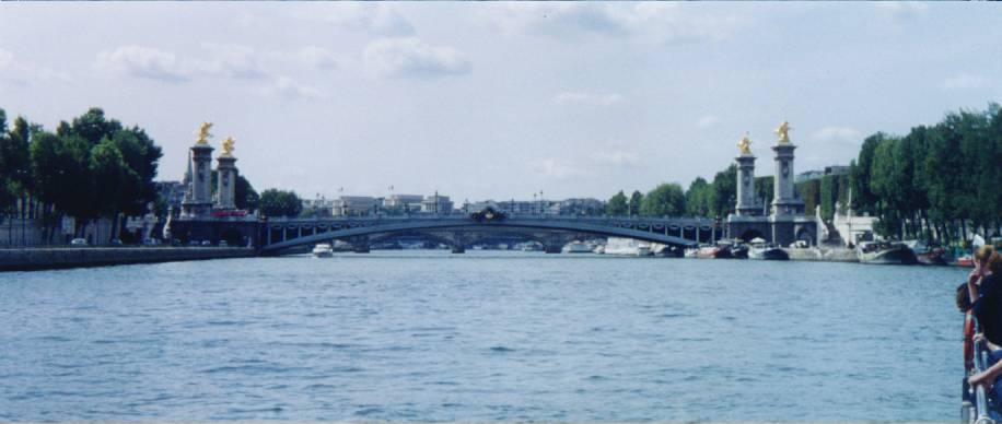paris-new-bridge.jpg